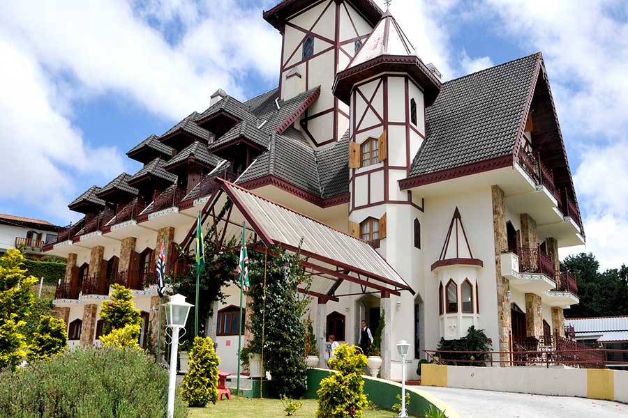 Conheça Hotel Nacional Inn Campos do Jordão em Campos do Jordão,SP